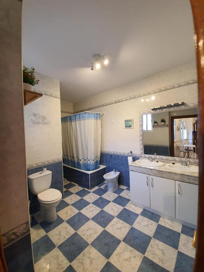 Apartamento Ollerias Malaga Exterior photo
