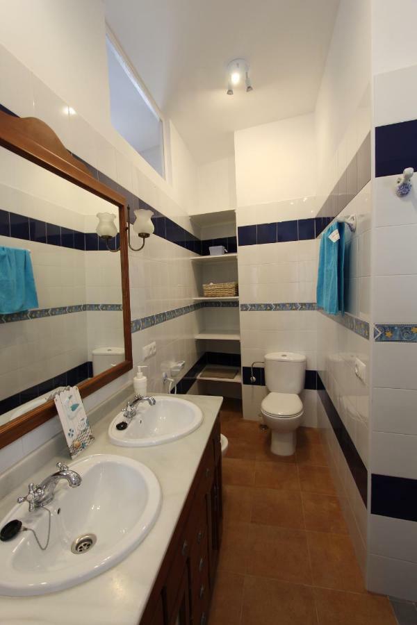 Apartamento Ollerias Malaga Exterior photo